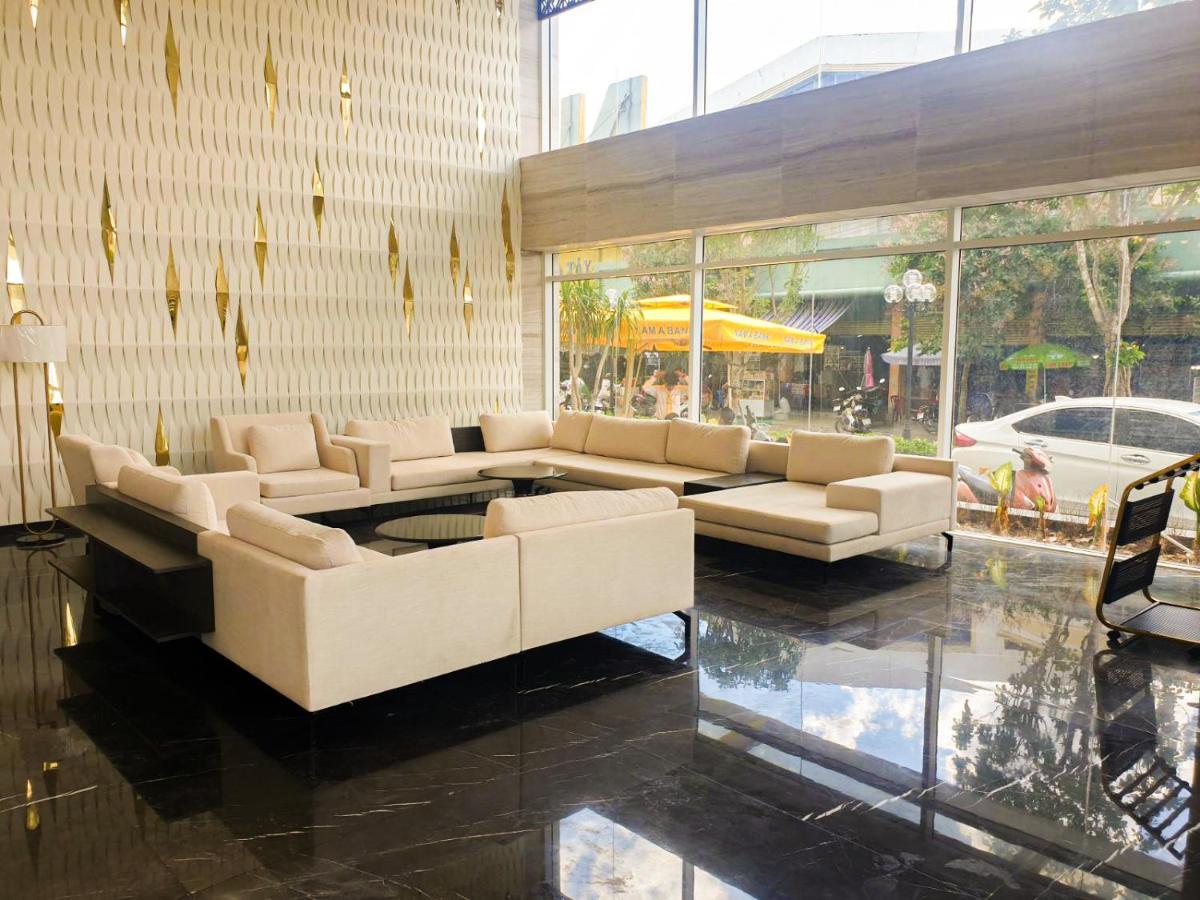 Diamond Stars Ben Tre Hotel Buitenkant foto Lobby